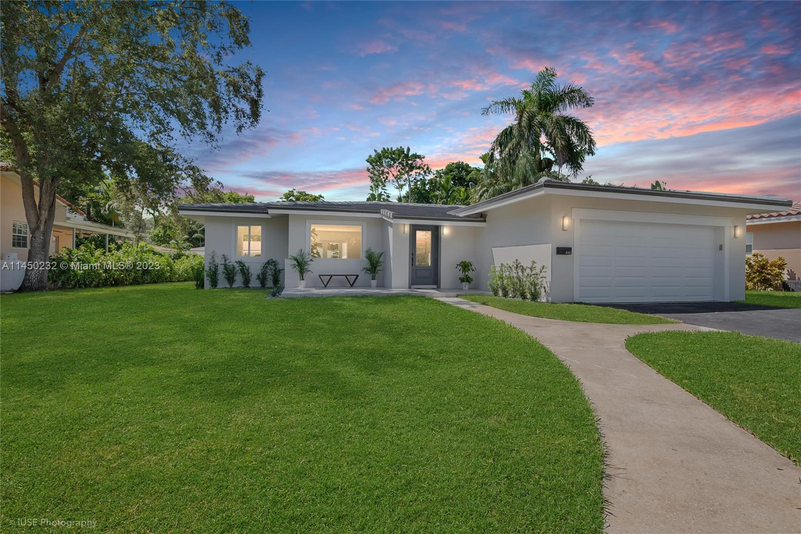 CORAL GABLES RIVIERA SEC - Residential