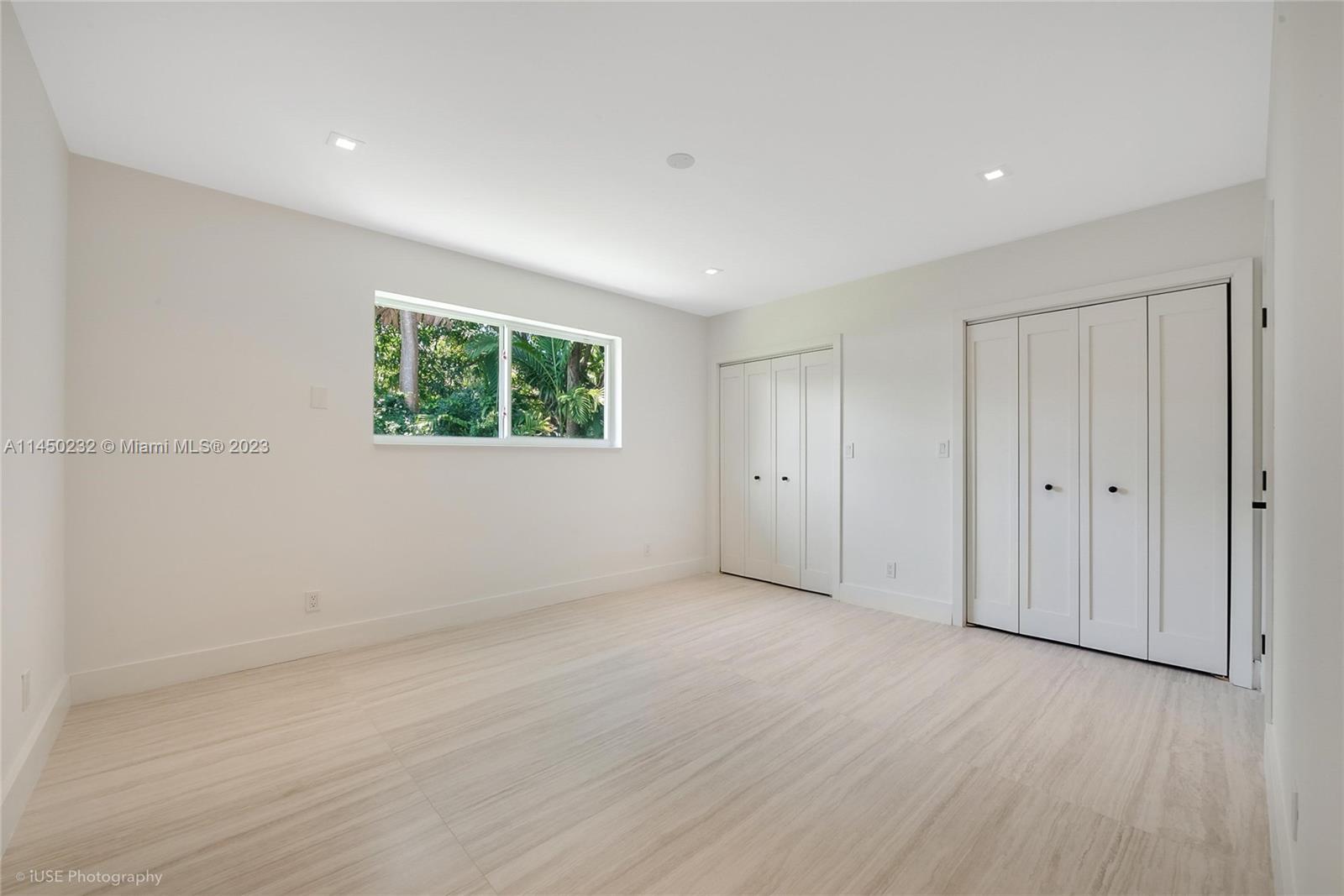 CORAL GABLES RIVIERA SEC - Residential