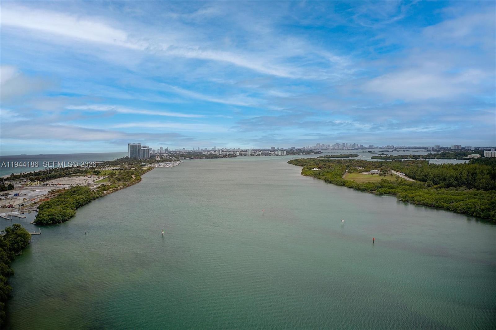 ARLEN HOUSE CONDO - Residential