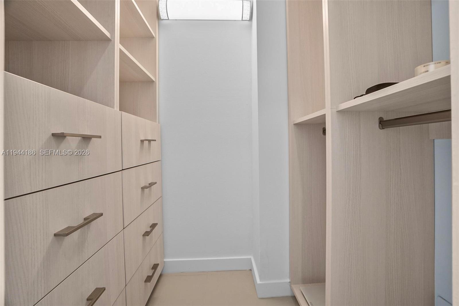 ARLEN HOUSE CONDO - Residential