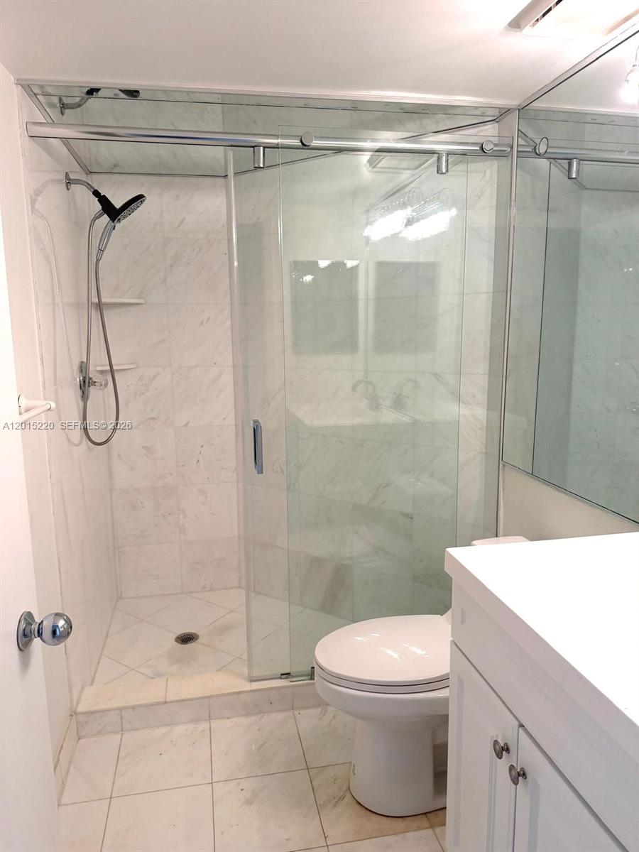 MYSTIC POINTE CONDO NO TH - Residential Lease