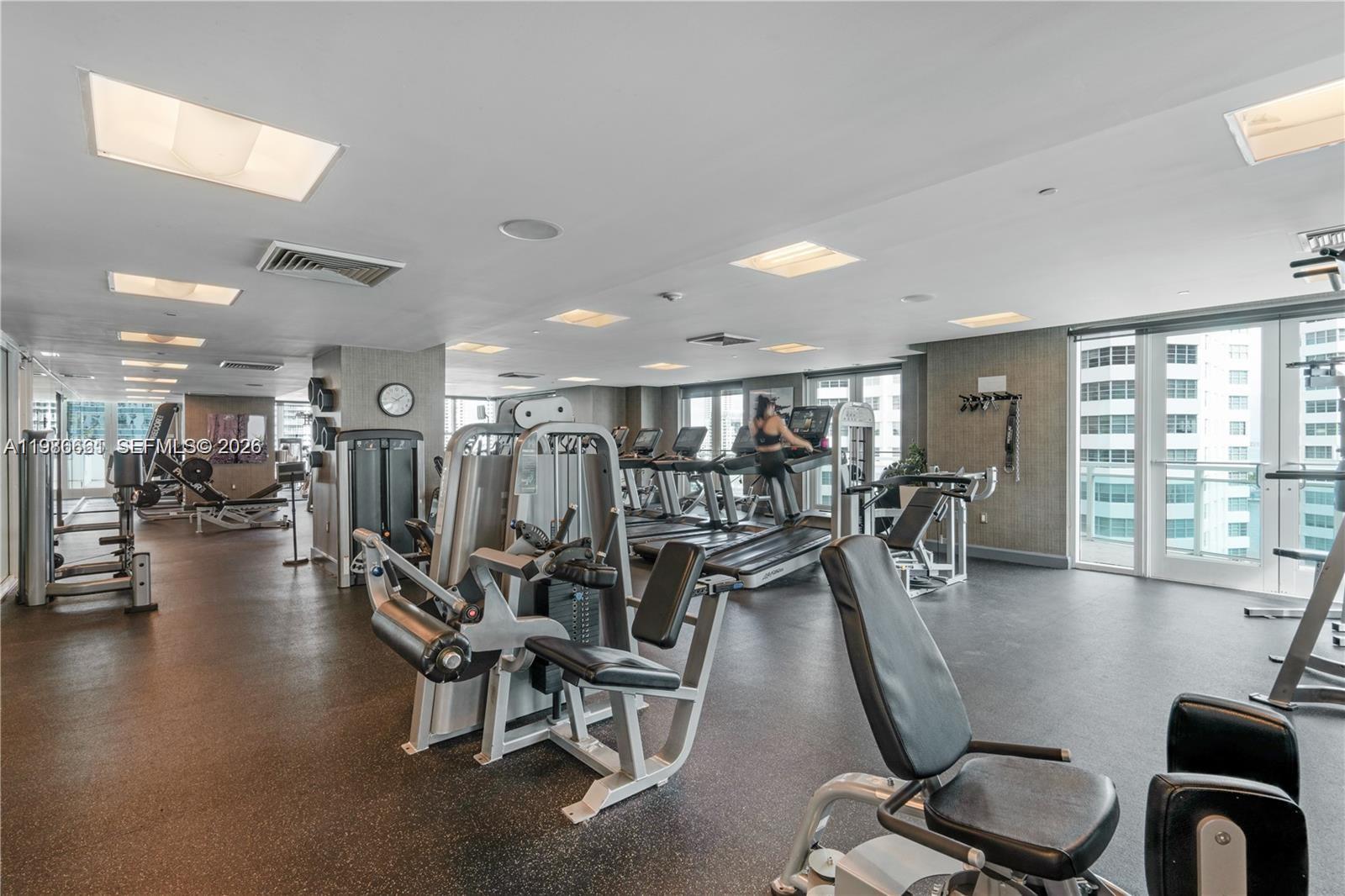 THE PLAZA 901 BRICKELL CO - Residential