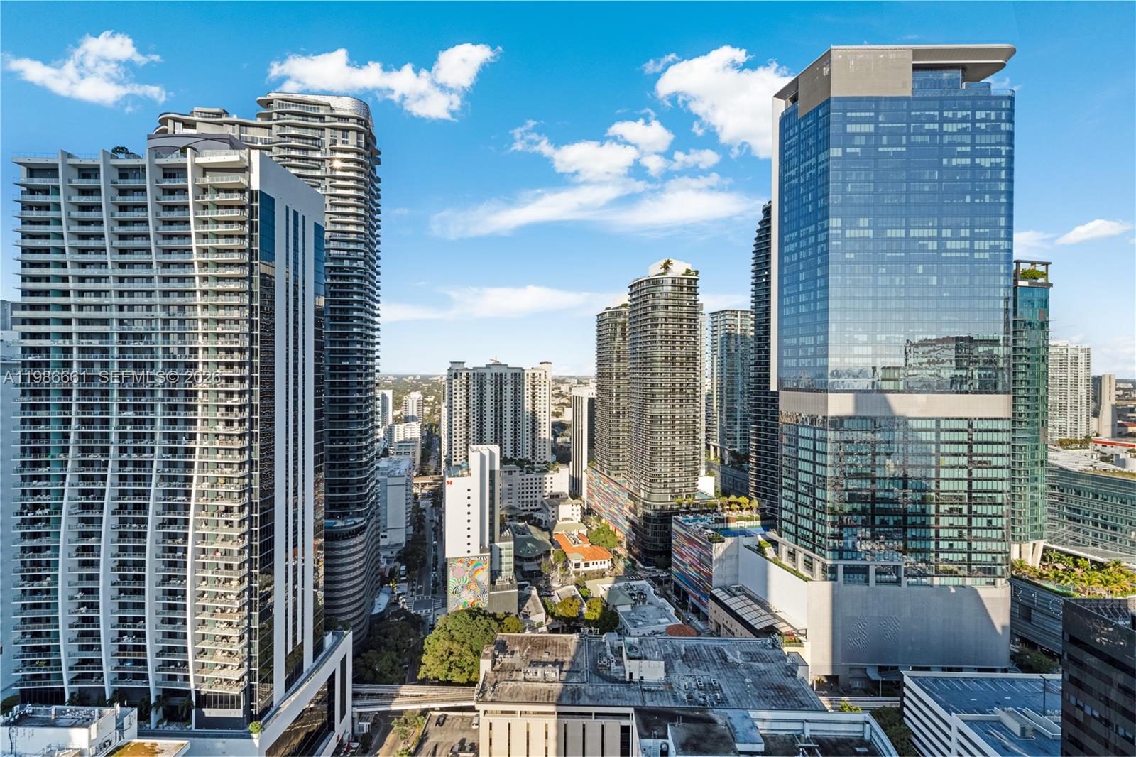 THE PLAZA 901 BRICKELL CO - Residential