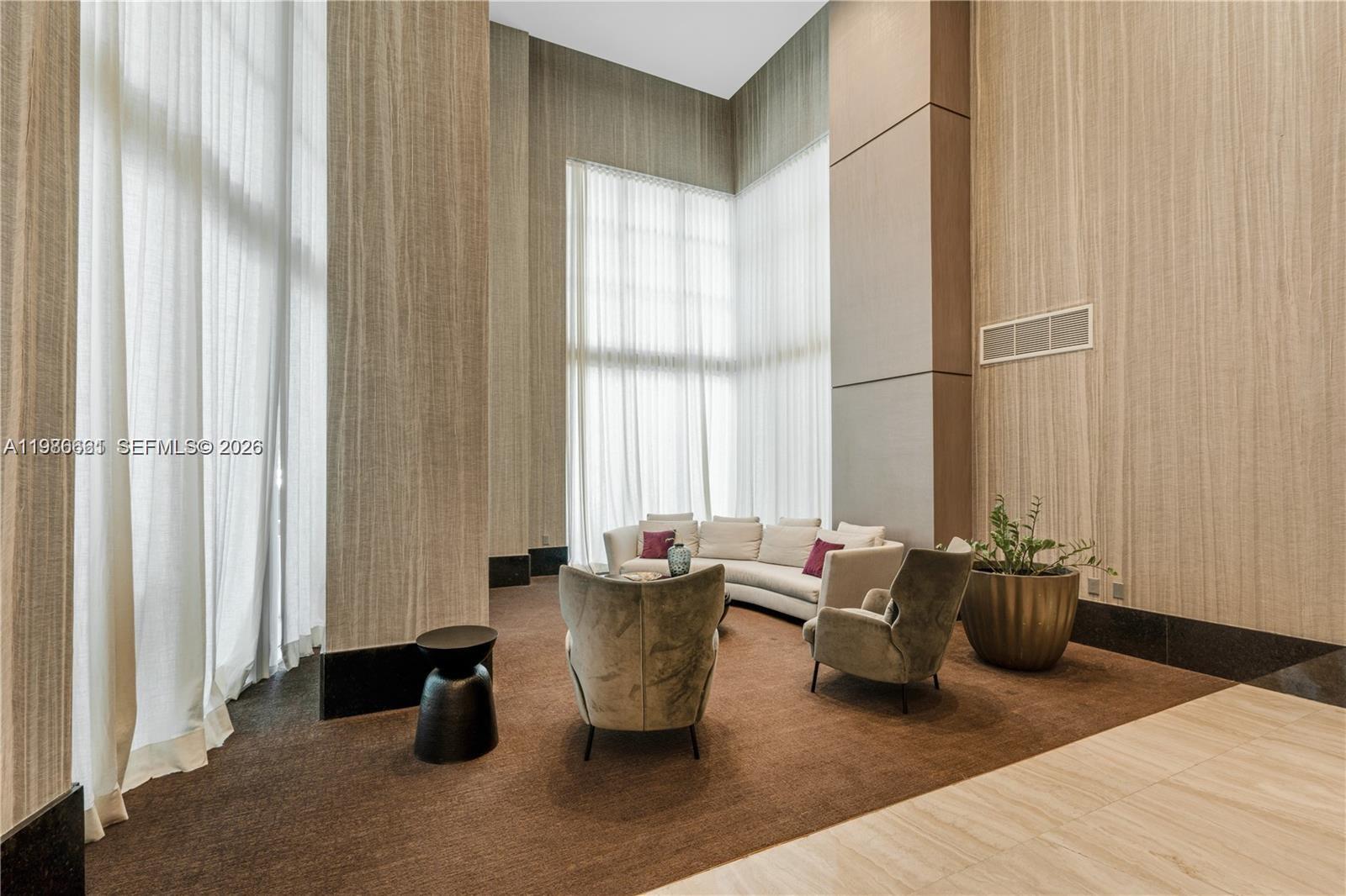 THE PLAZA 901 BRICKELL CO - Residential