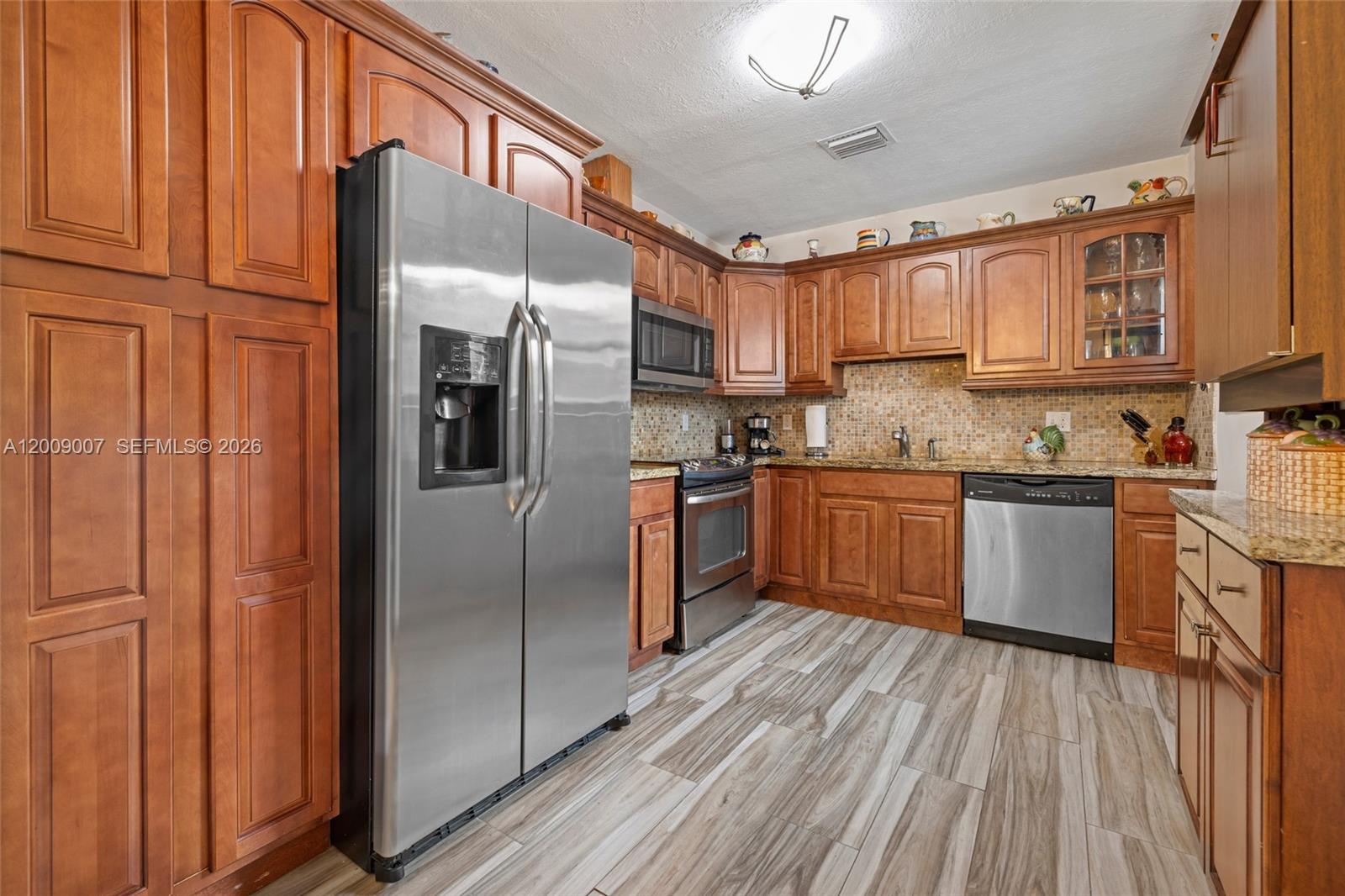 WEST LARKIN PARK - Residential
