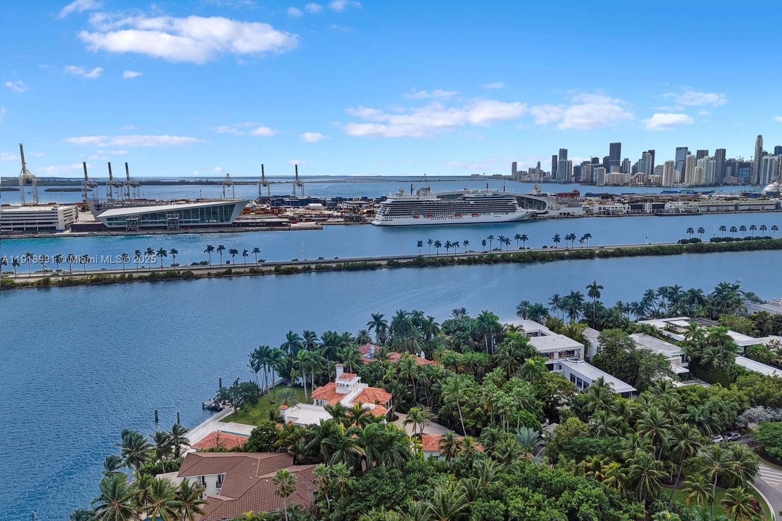 PALM ISLAND - Residential Lease