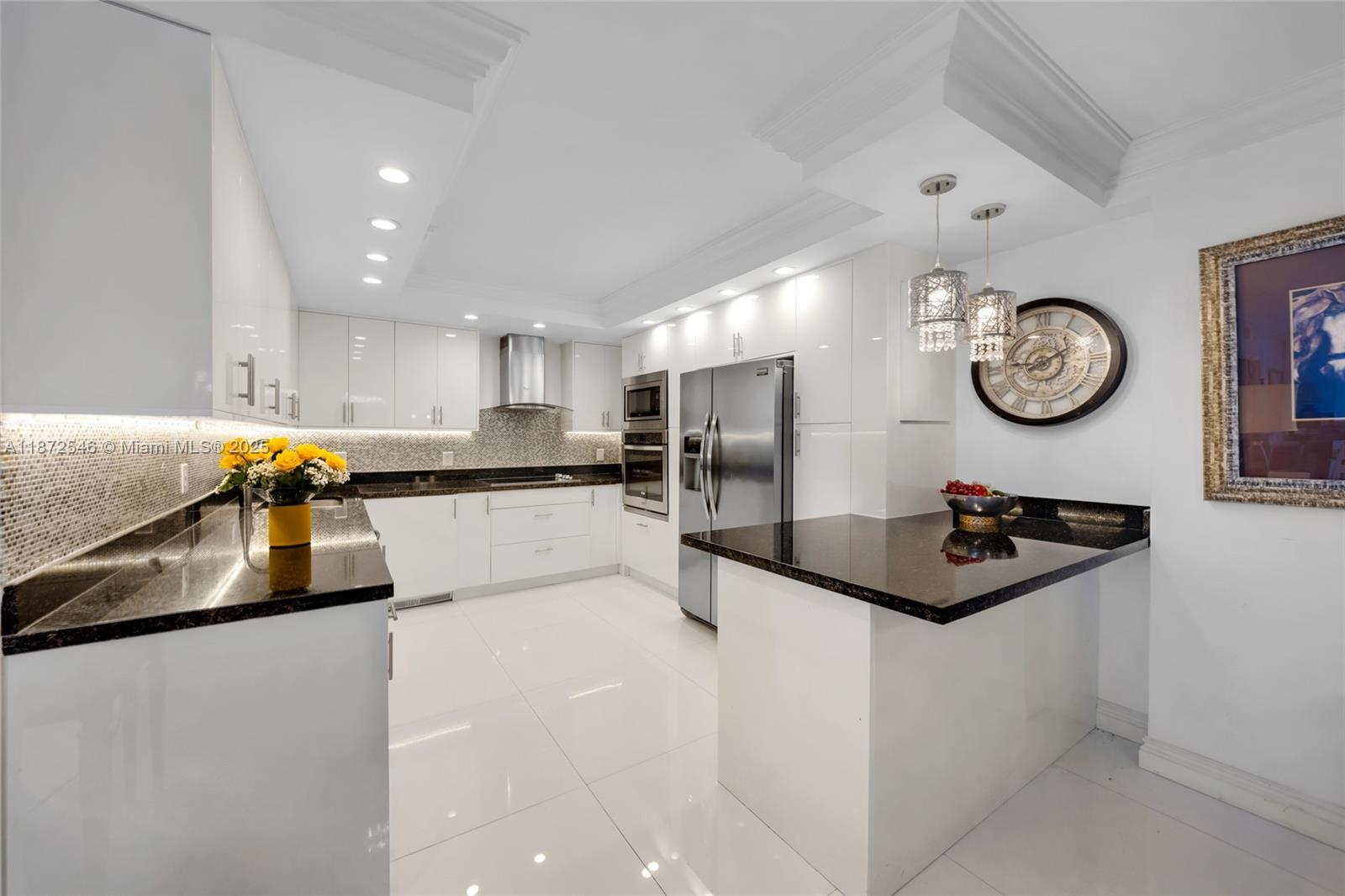 BALMORAL CONDO - Residential