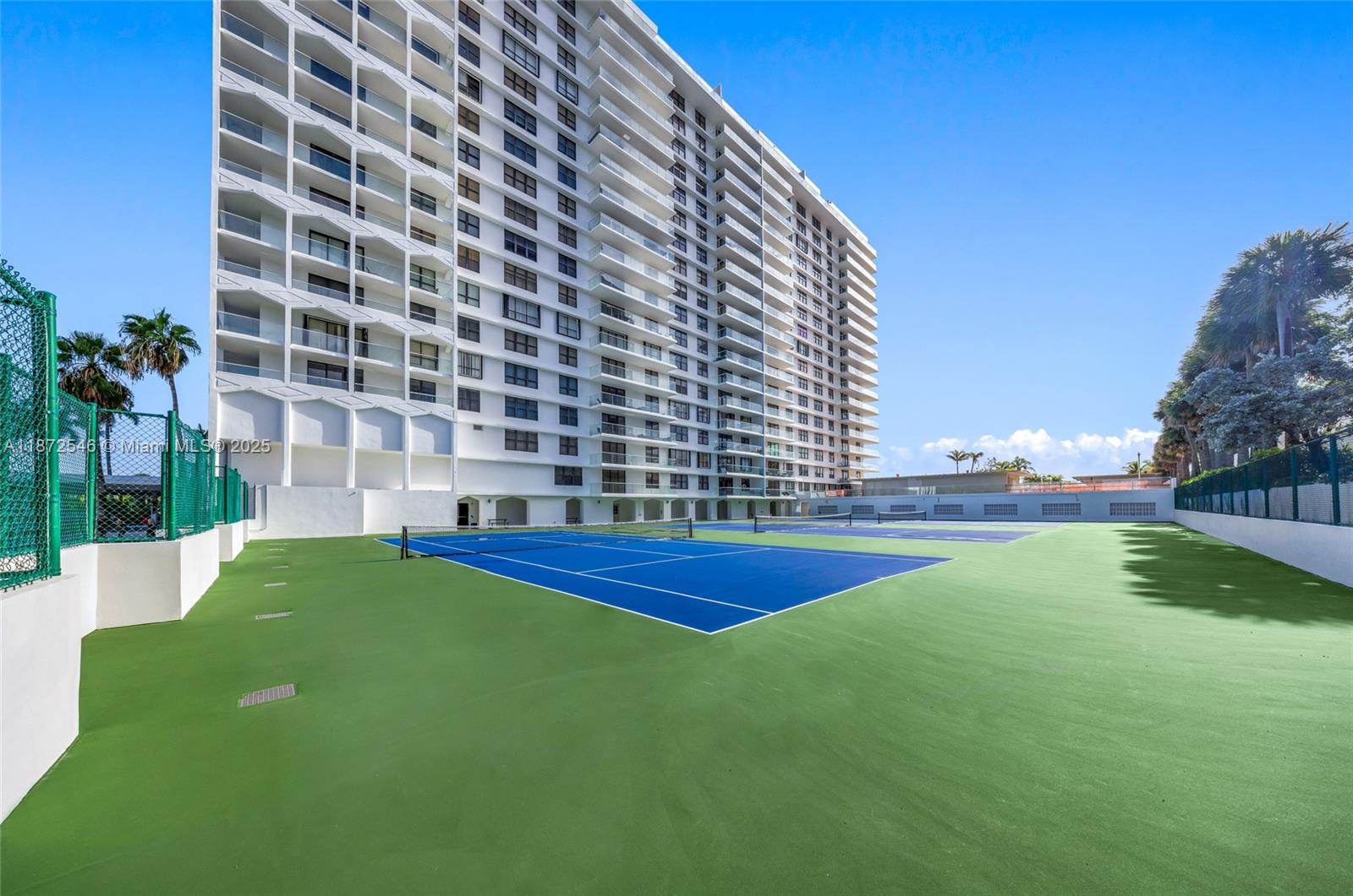 BALMORAL CONDO - Residential