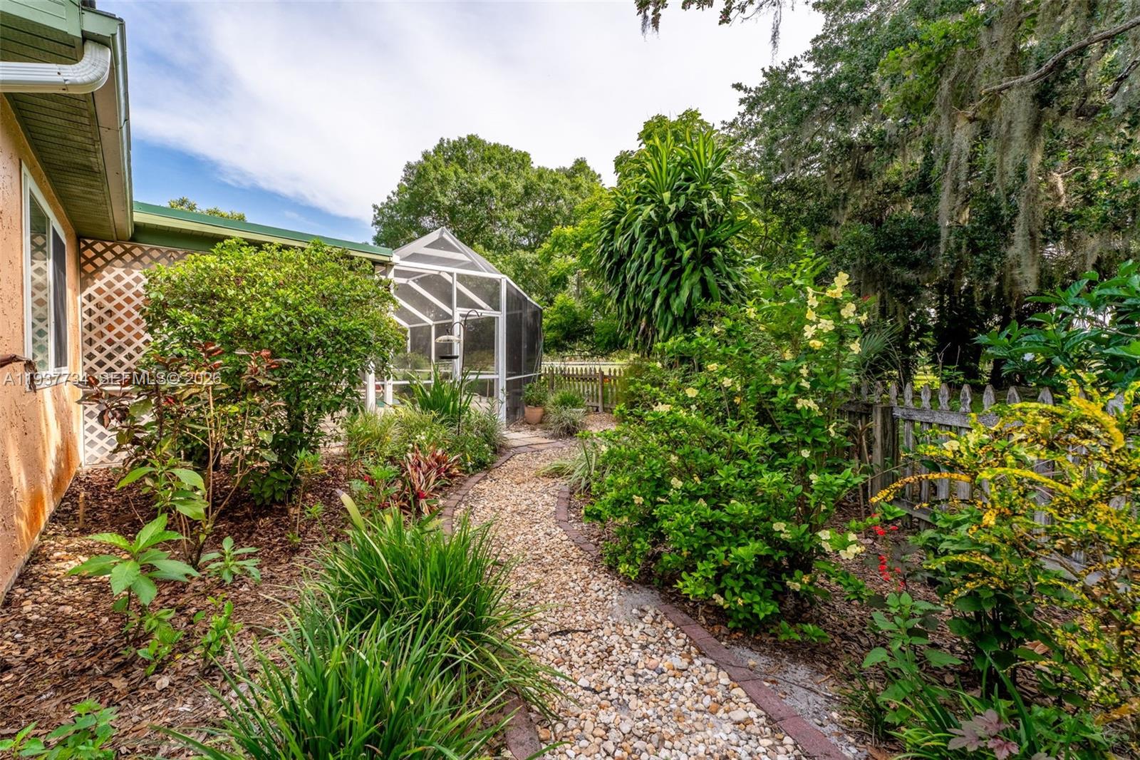 Port LaBelle - Residential