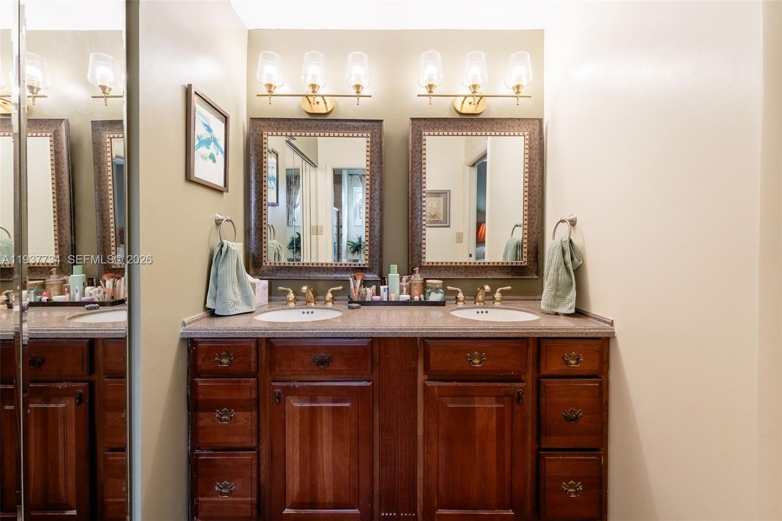 Port LaBelle - Residential