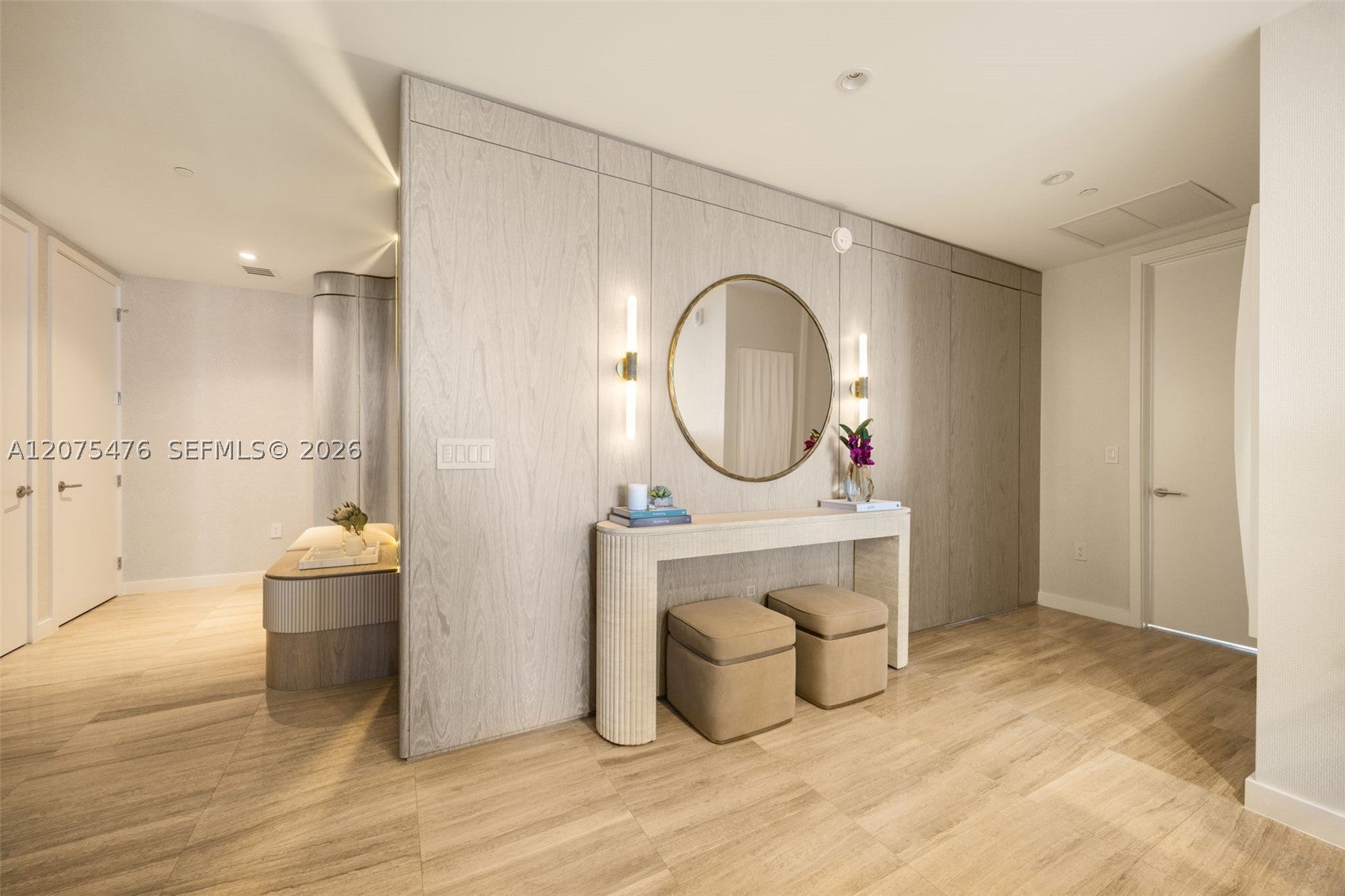 2831 S Bayshore Dr 804