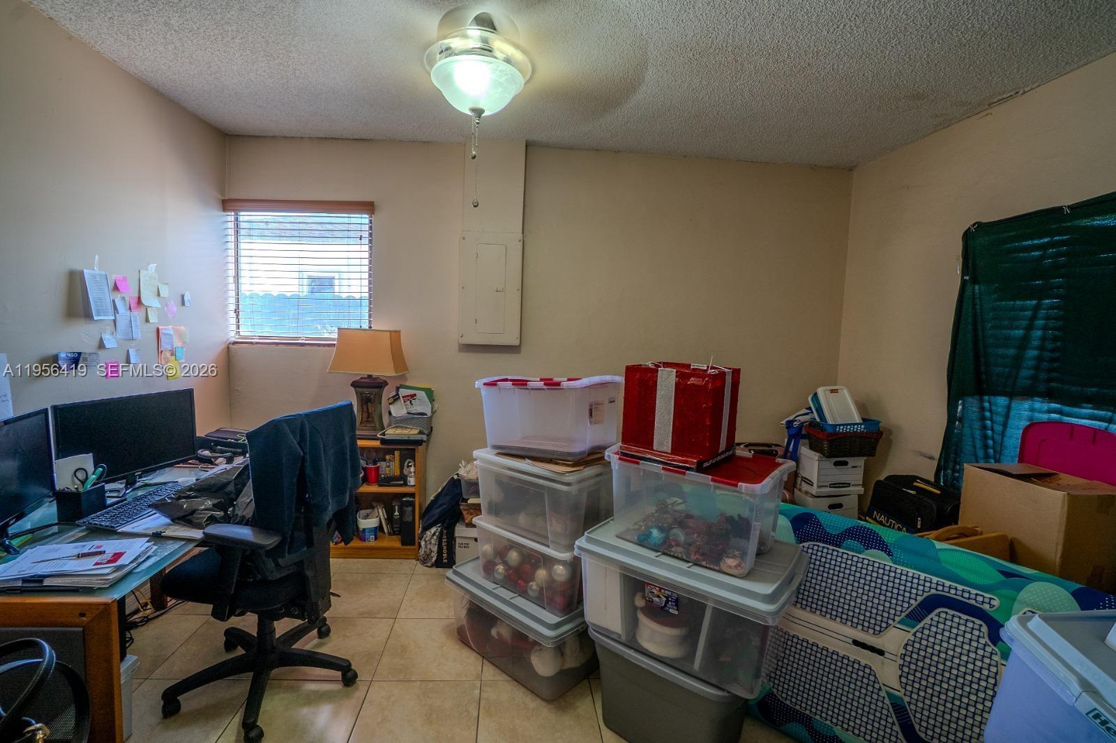 COUNTRY LAKE MANORS SEC 2 - Residential