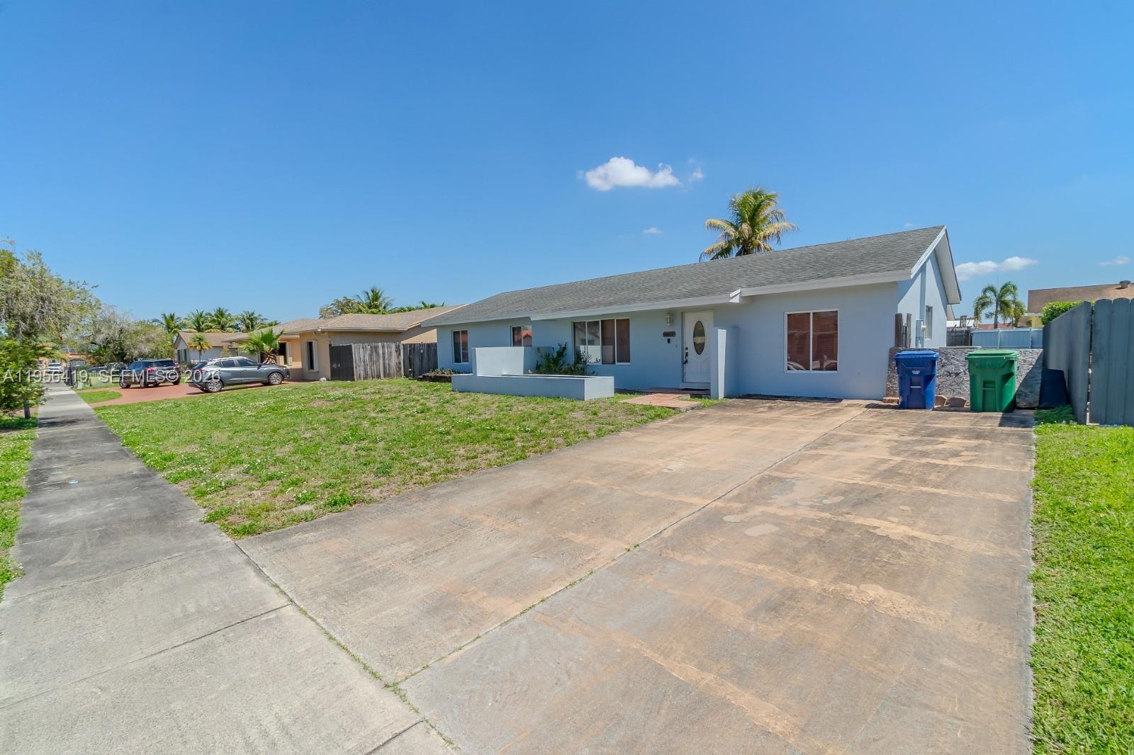 COUNTRY LAKE MANORS SEC 2 - Residential