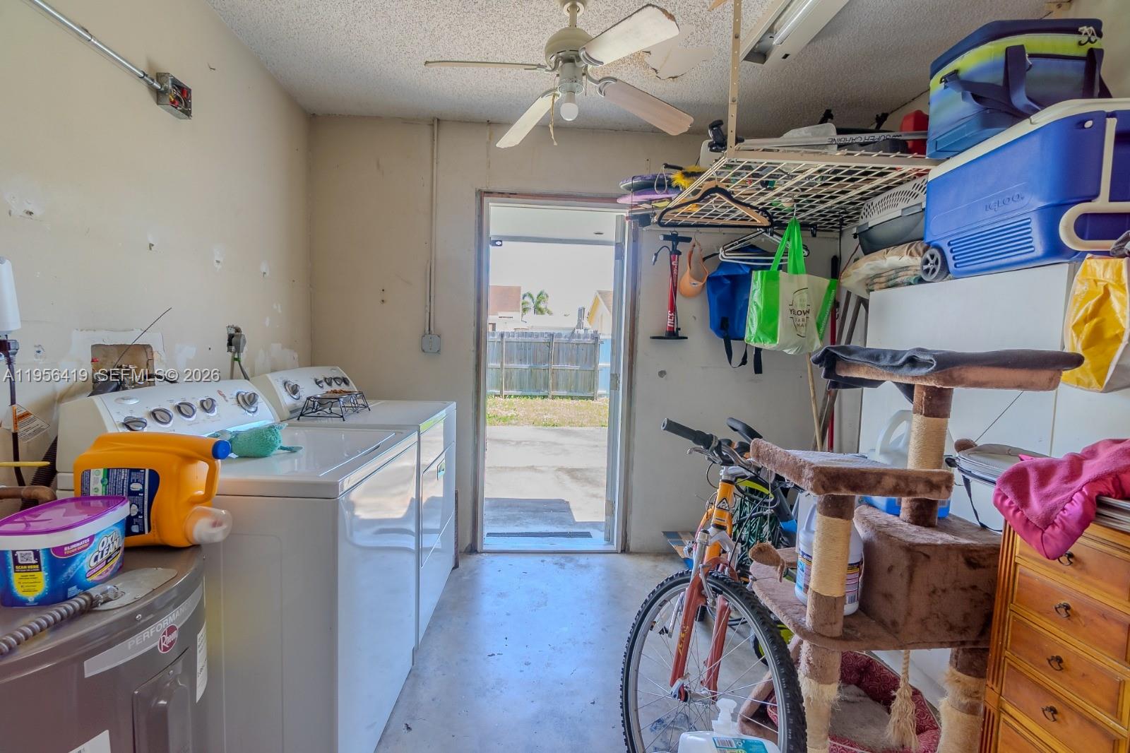 COUNTRY LAKE MANORS SEC 2 - Residential