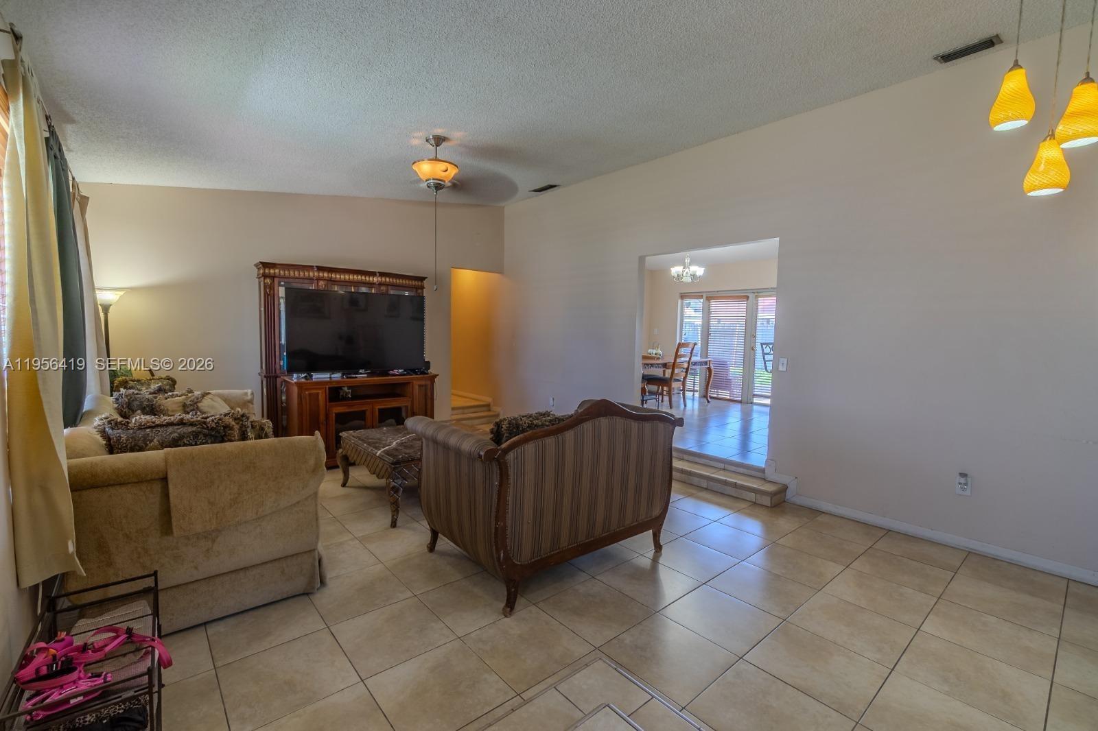 COUNTRY LAKE MANORS SEC 2 - Residential