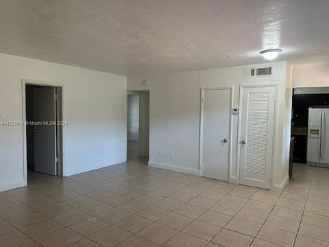 Condominium in Hialeah FL 1230 54th St St.jpg