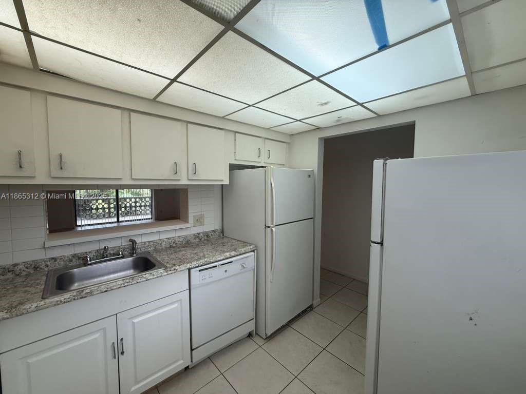 INVERRARY GARDENS CONDO I - Residential Lease