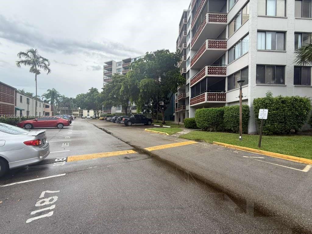 INVERRARY GARDENS CONDO I - Residential Lease