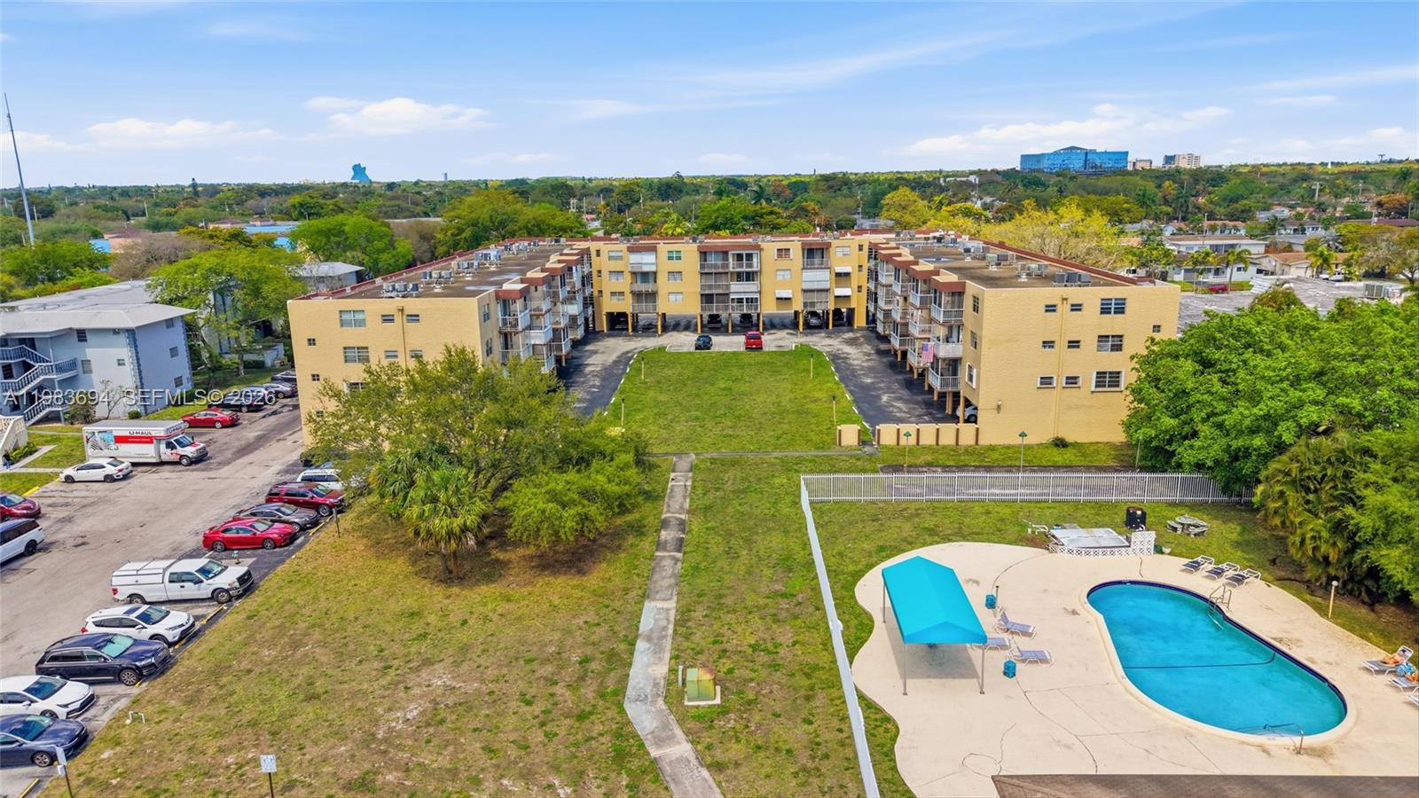 TALLWOOD NORTH CONDO - Residential