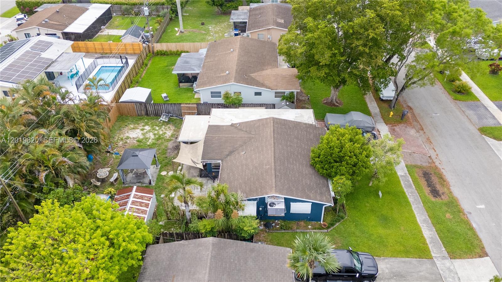 SUMMERTIME ISLES - Residential