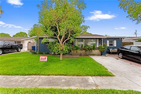 9452 SW 52nd Ct Cooper City FL 33328
