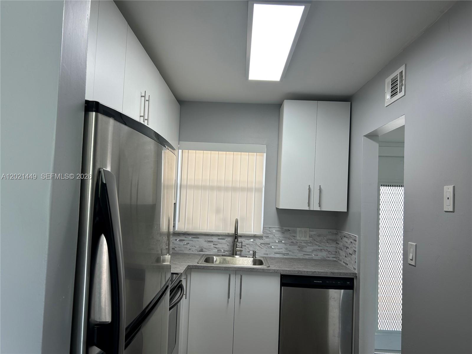SUNRISE LAKES PHASE 1 - Residential