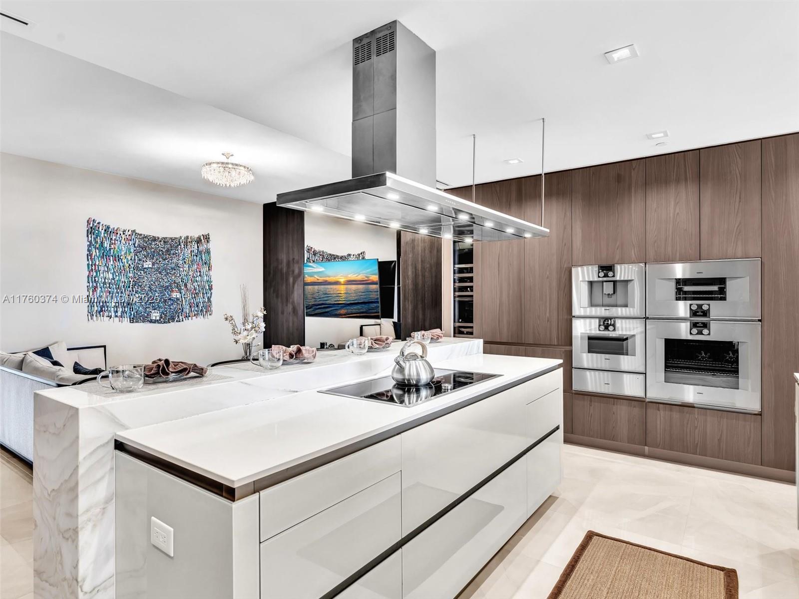 Turnberry Ocean Club Condo - Residential