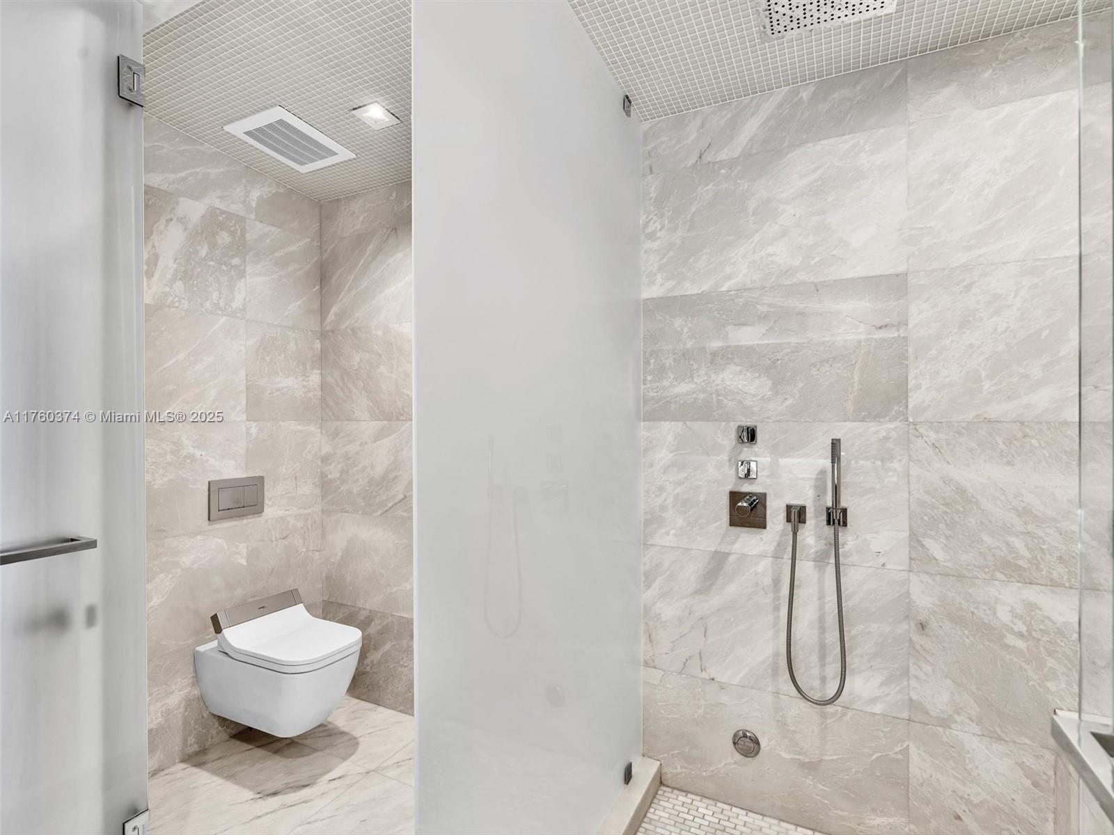 Turnberry Ocean Club Condo - Residential