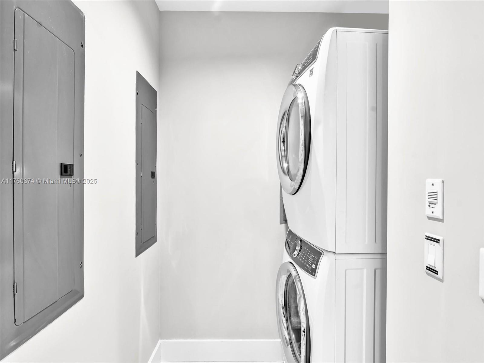 Turnberry Ocean Club Condo - Residential