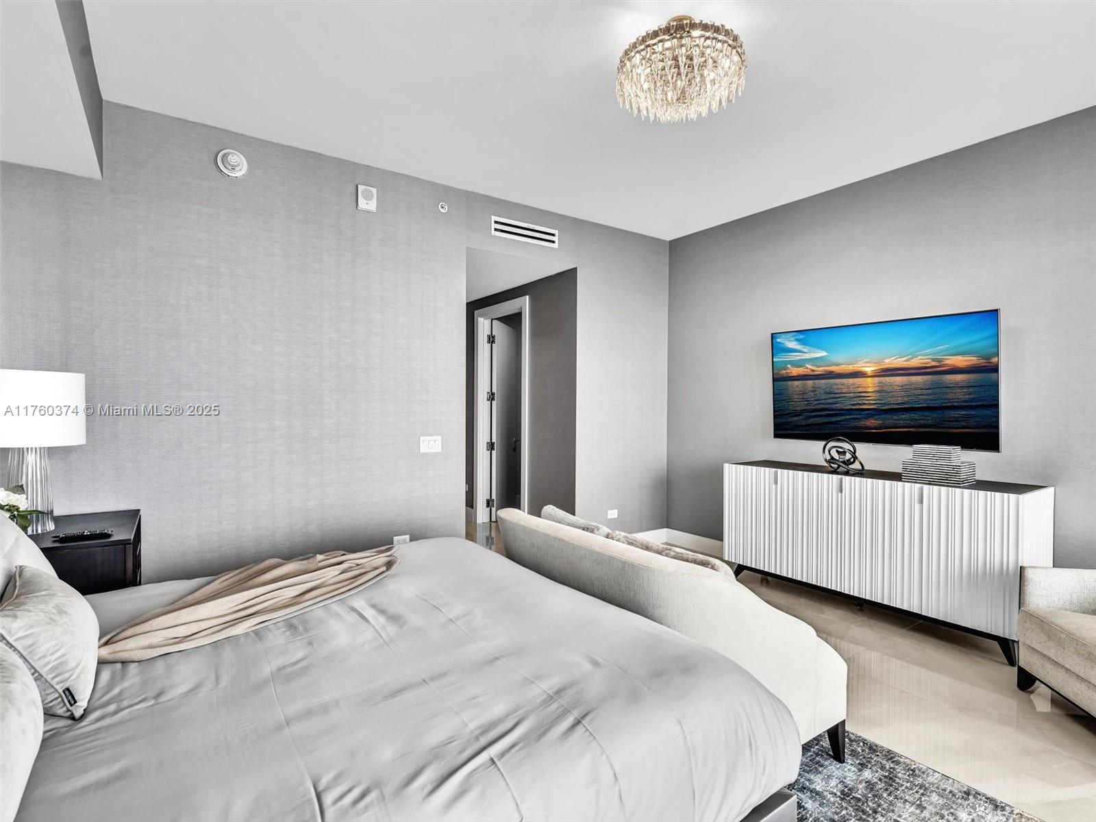 Turnberry Ocean Club Condo - Residential