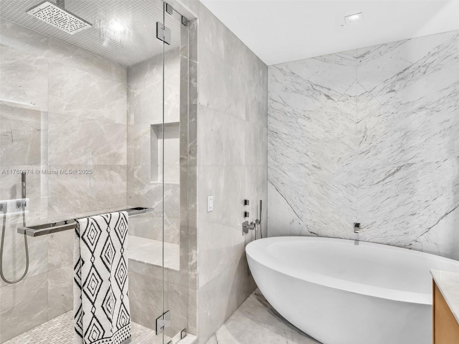 Turnberry Ocean Club Condo - Residential