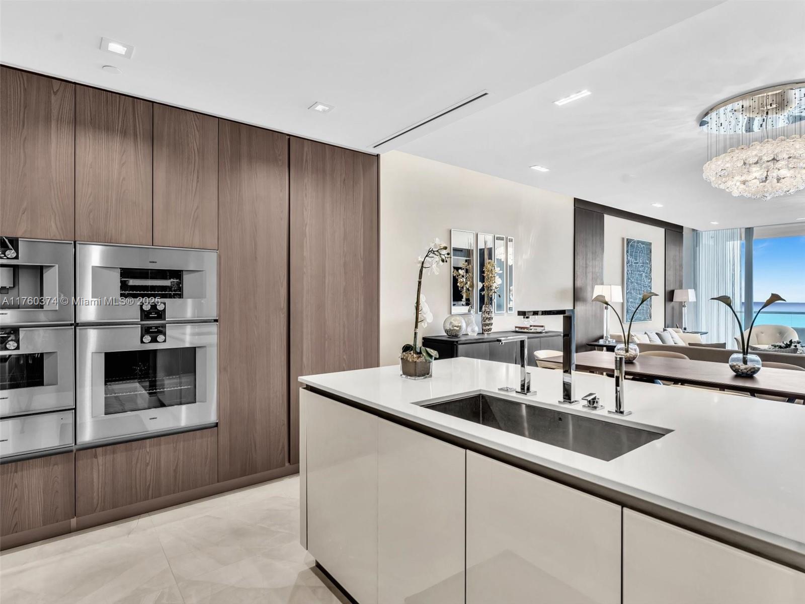 Turnberry Ocean Club Condo - Residential