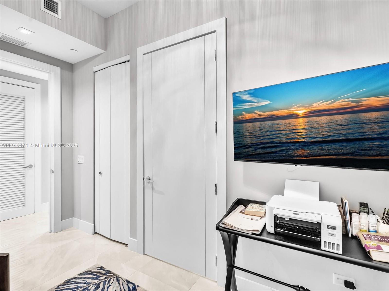 Turnberry Ocean Club Condo - Residential