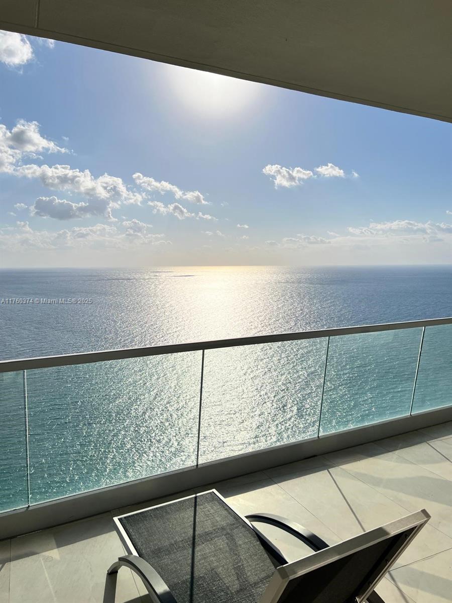 Turnberry Ocean Club Condo - Residential