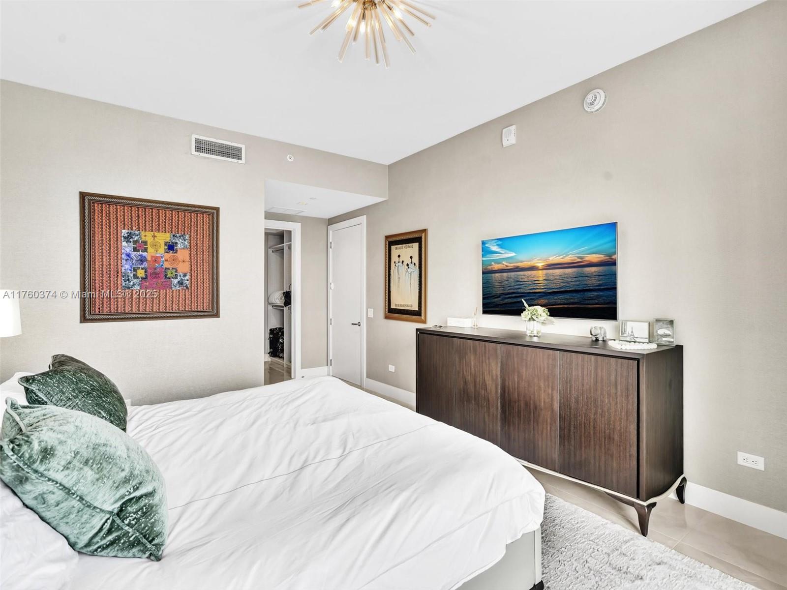 Turnberry Ocean Club Condo - Residential