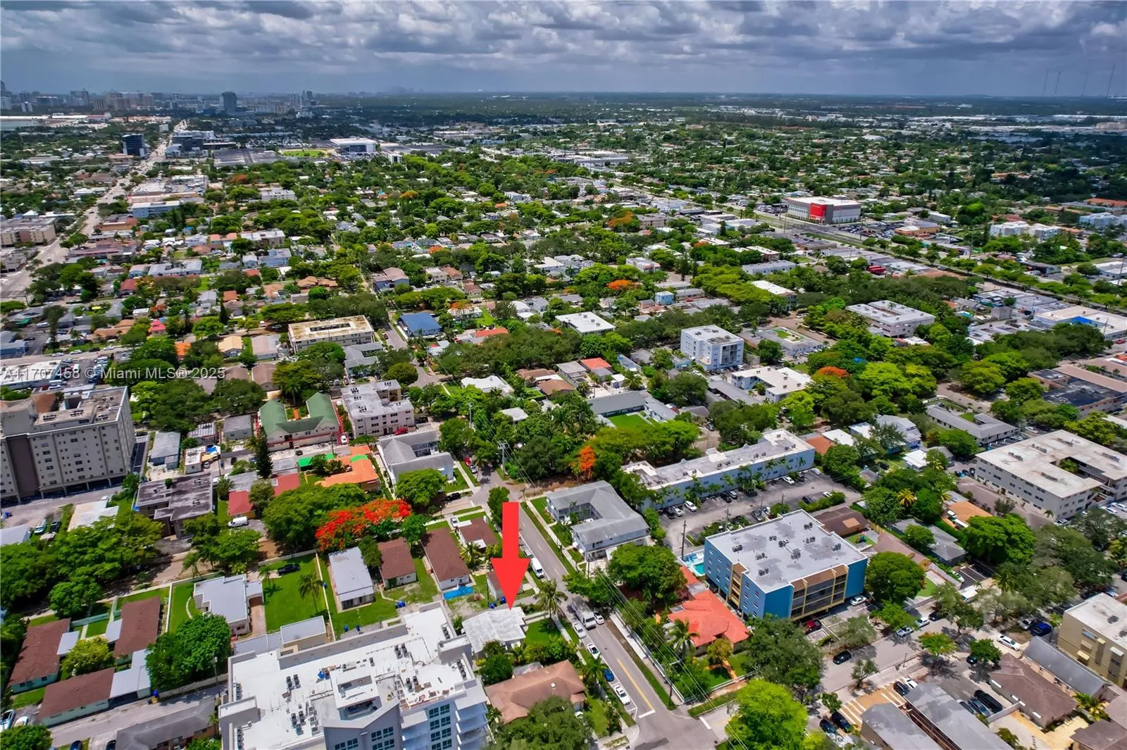 Hollywood, Florida 33020, United States, 2 Bedrooms Bedrooms, ,2 BathroomsBathrooms,Residential,Active,27393