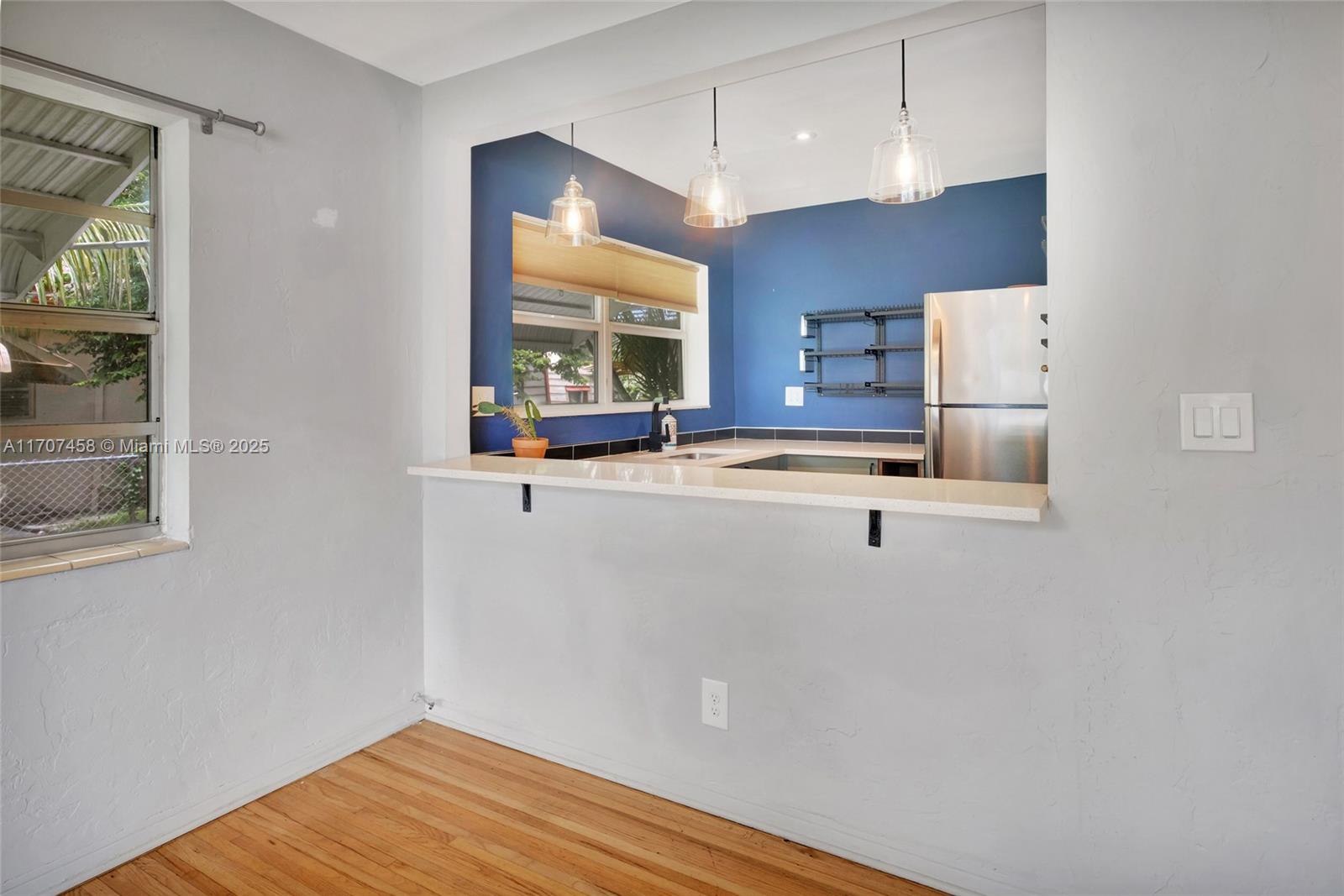 HOLLYWOOD - Residential