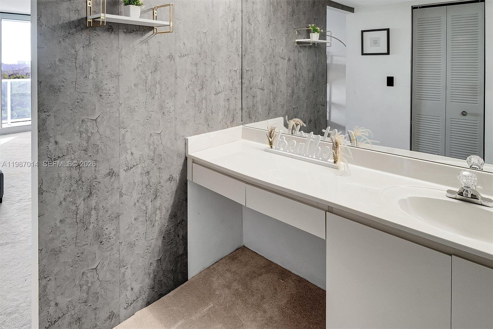 ARLEN HOUSE EAST CONDO - Residential