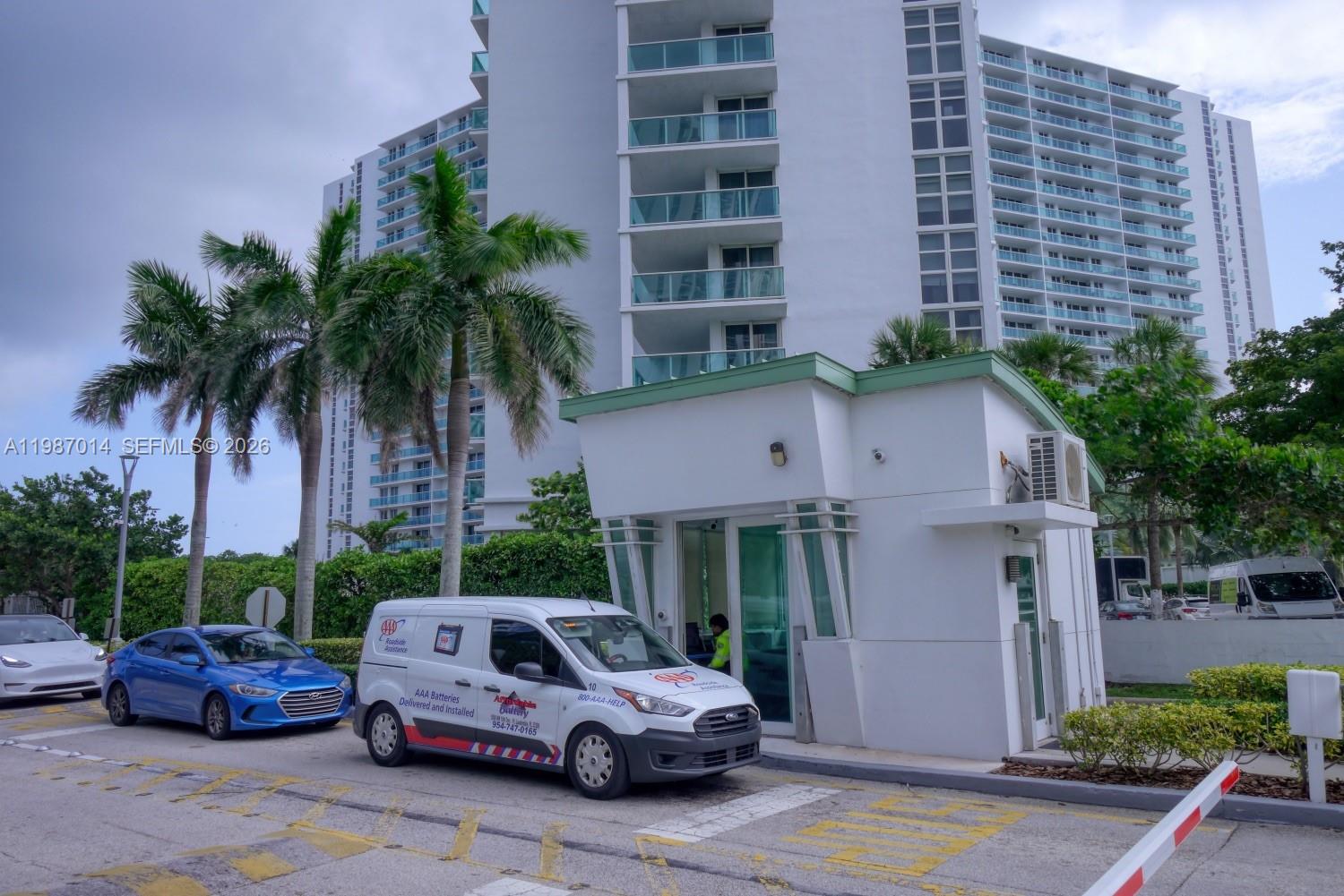 ARLEN HOUSE EAST CONDO - Residential