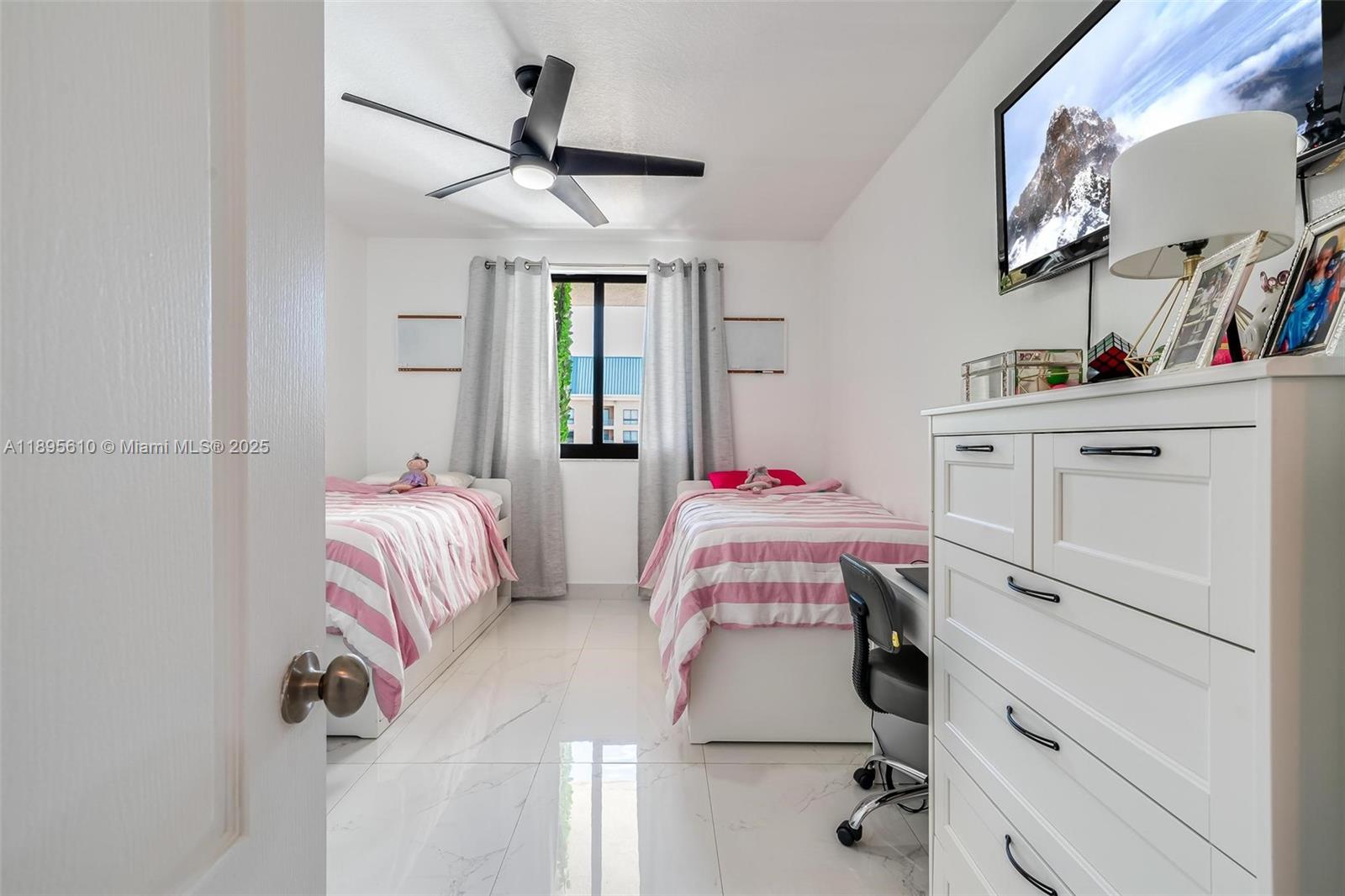 WAVERLY AT LAS OLAS CONDO - Residential