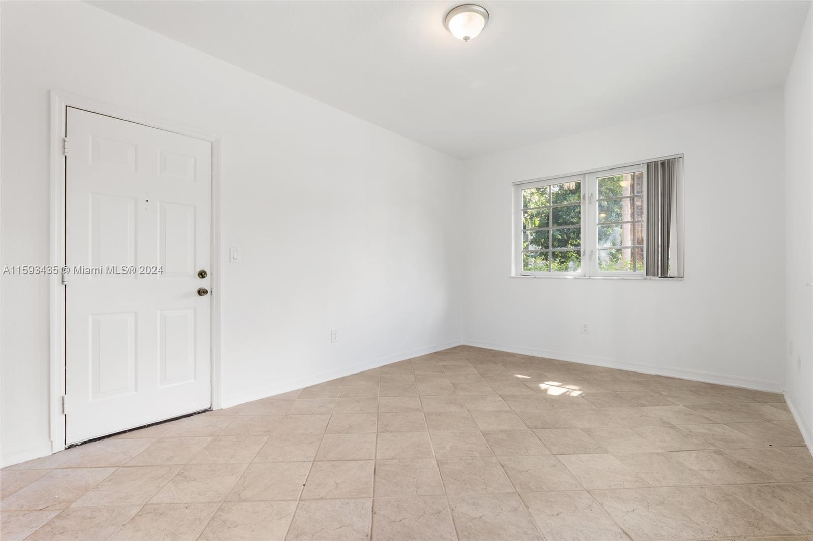 359 Meridian Ave A102