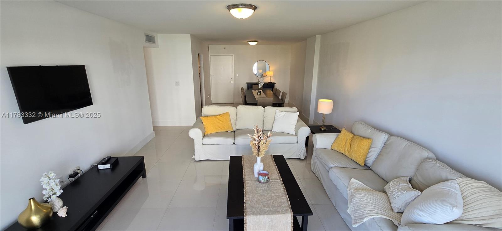 ADMIRALS PORT CONDO WEST - Residential