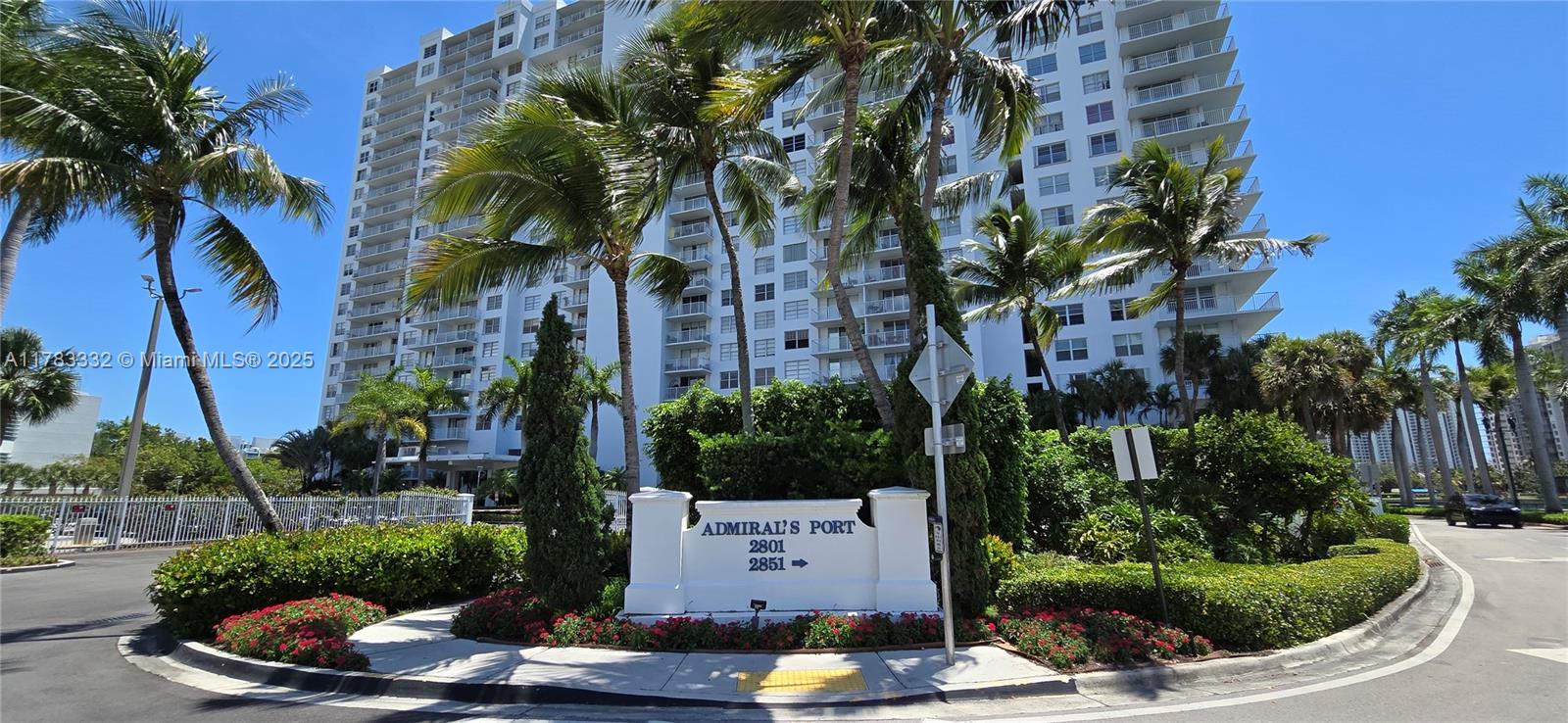 ADMIRALS PORT CONDO WEST - Residential