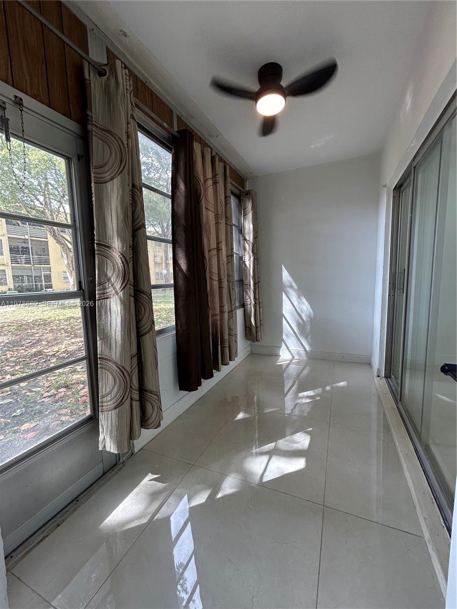 CAMBRIDGE HOUSE - Residential