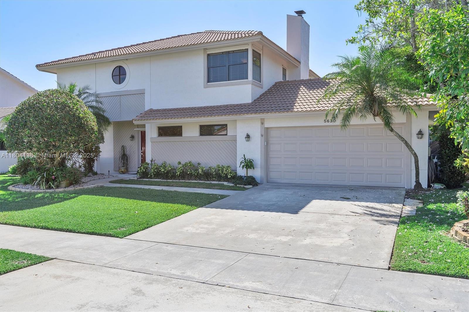 Property for Sale at 5630 W Waterford Dr, Davie, Broward County, Florida - Bedrooms: 3 
Bathrooms: 3  - $800,000