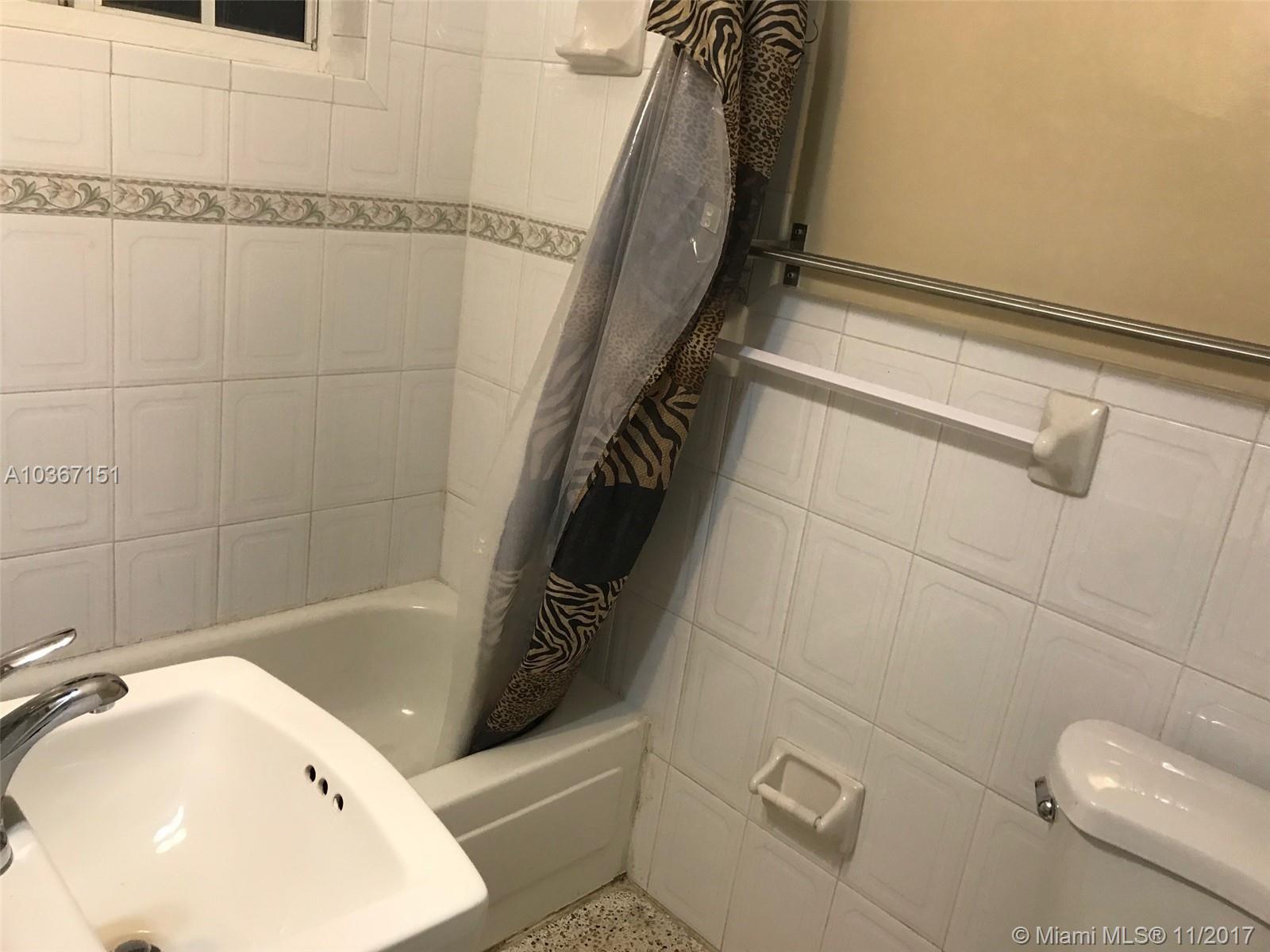 FLAGLER GROVE ESTATES EXT - Residential Lease