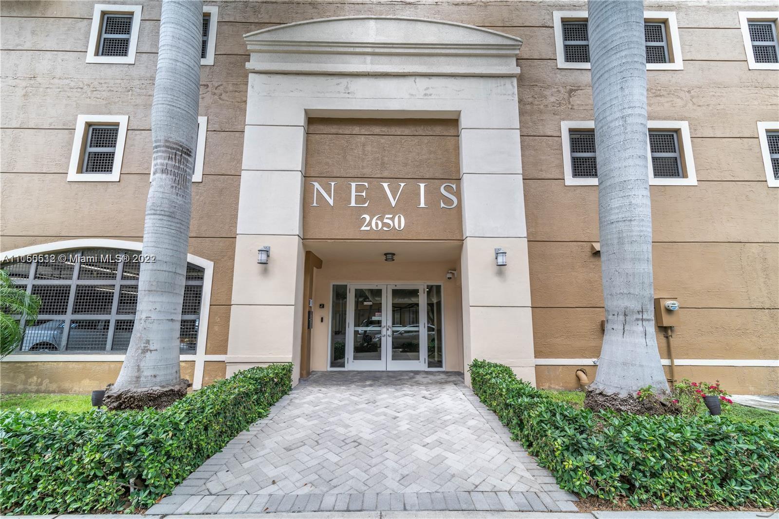 Come fall in love with this 1 bedroom 1 bathroom impeccably kept unit. Very well maintained boutique building just a few minutes away from Miracle Mile, Coconut Grove, UM, and Downtown Miami. Easy access to major highways. Building does not have a pool.
Please send showing requests through Showing Time.