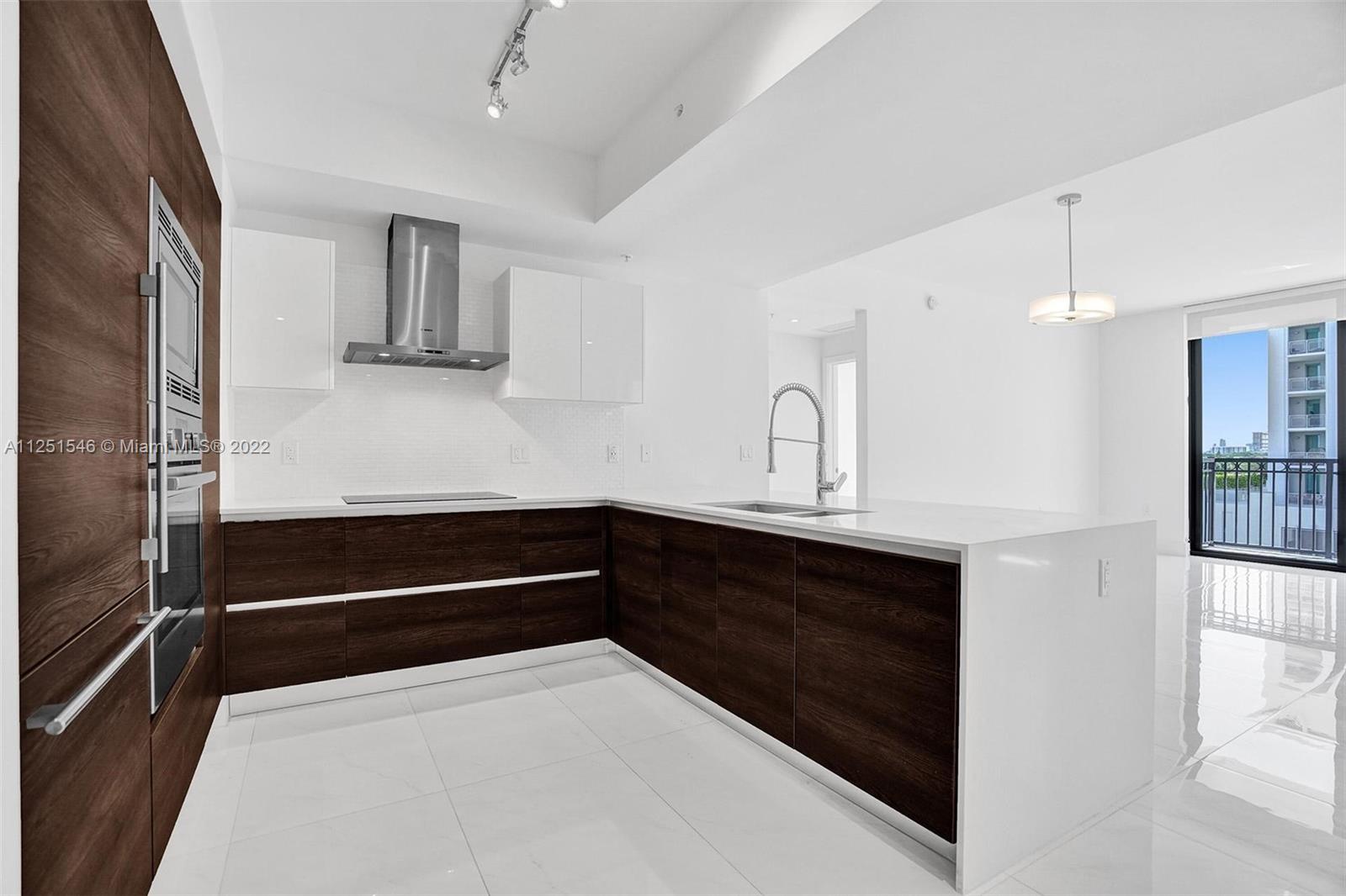 MERRICK MANOR - Residential Lease