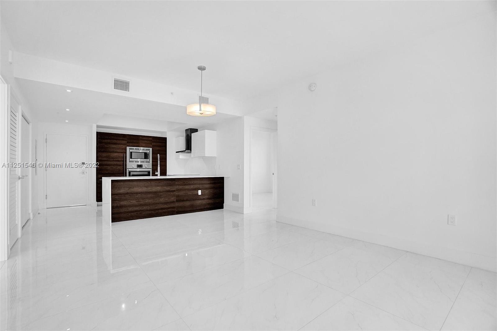 MERRICK MANOR - Residential Lease