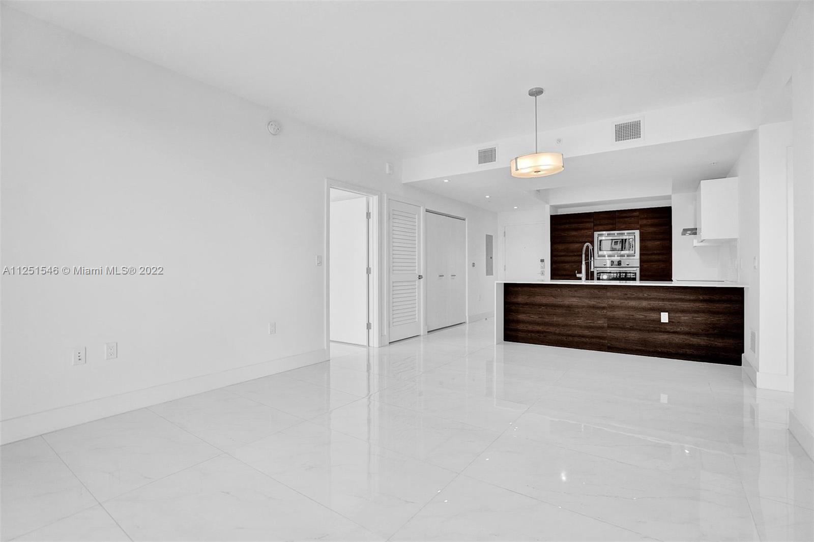 MERRICK MANOR - Residential Lease
